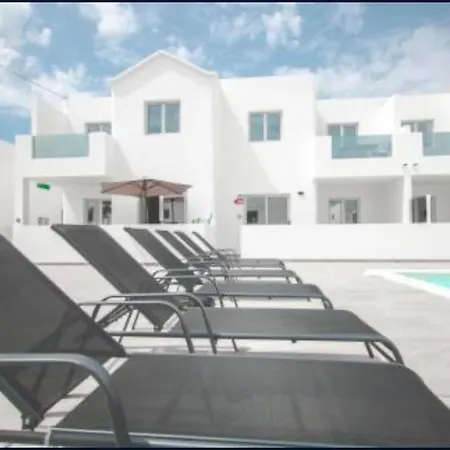 Apartment Casa Ocean Bliss - 2 Bedroom On Rociega 35 Complex - Perfect Location Near Casino And Puerto del Carmen (Lanzarote)